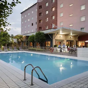 Novotel Due Hotel
