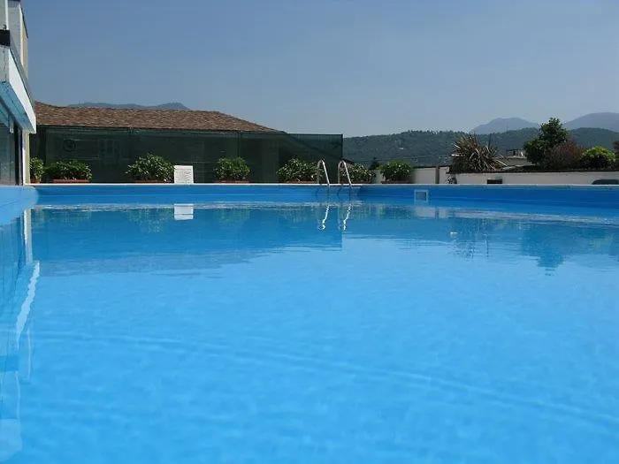 Regal Residence Brescia 3*,