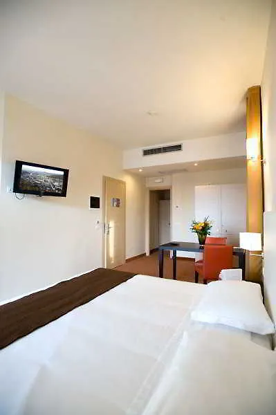Regal Residence Brescia 3*,  Italy